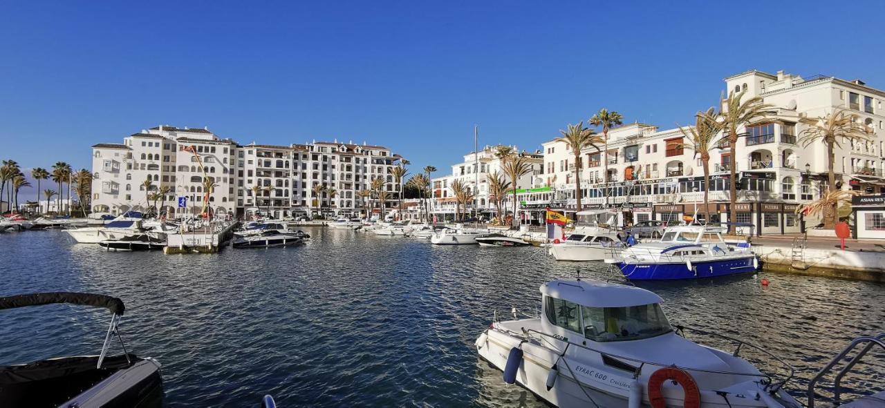 Puerto De La Duquesa Sea Views Apartment Манилва Екстериор снимка